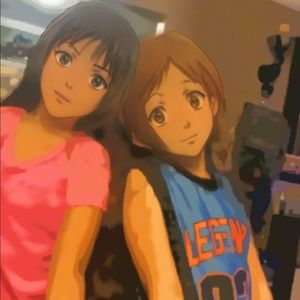 Meet your Posher, Claudia